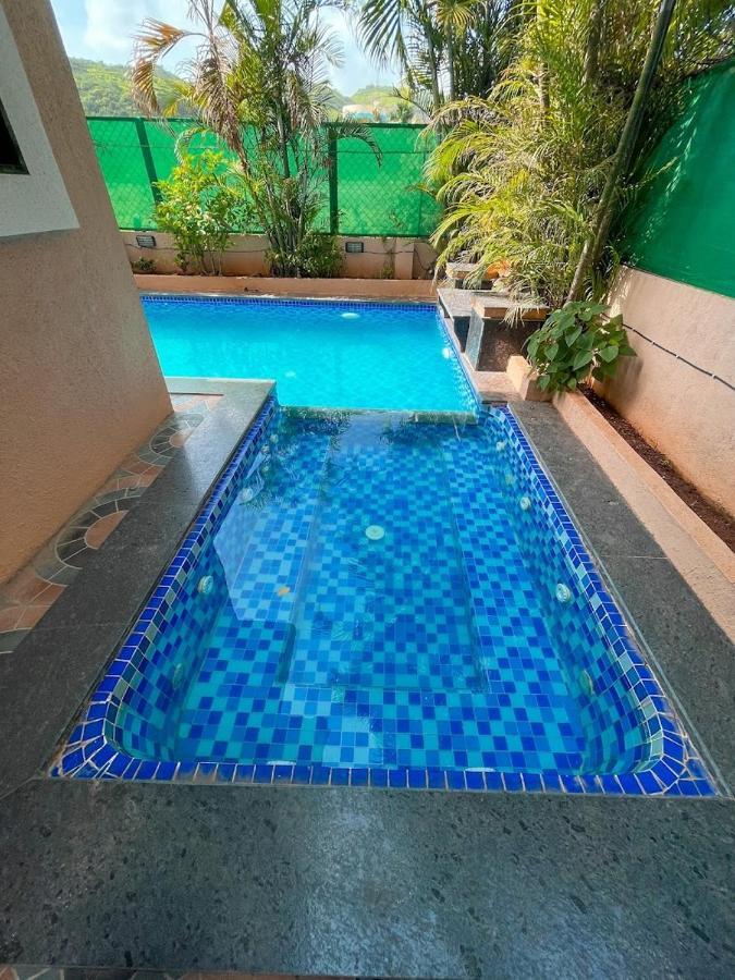 Corner House, Lonavla By Meheru-4 Bhk Villa With Pool Lonavala Exterior foto