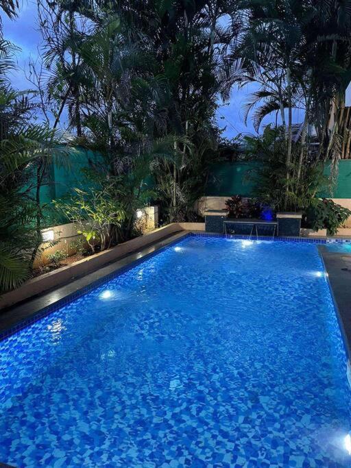 Corner House, Lonavla By Meheru-4 Bhk Villa With Pool Lonavala Exterior foto